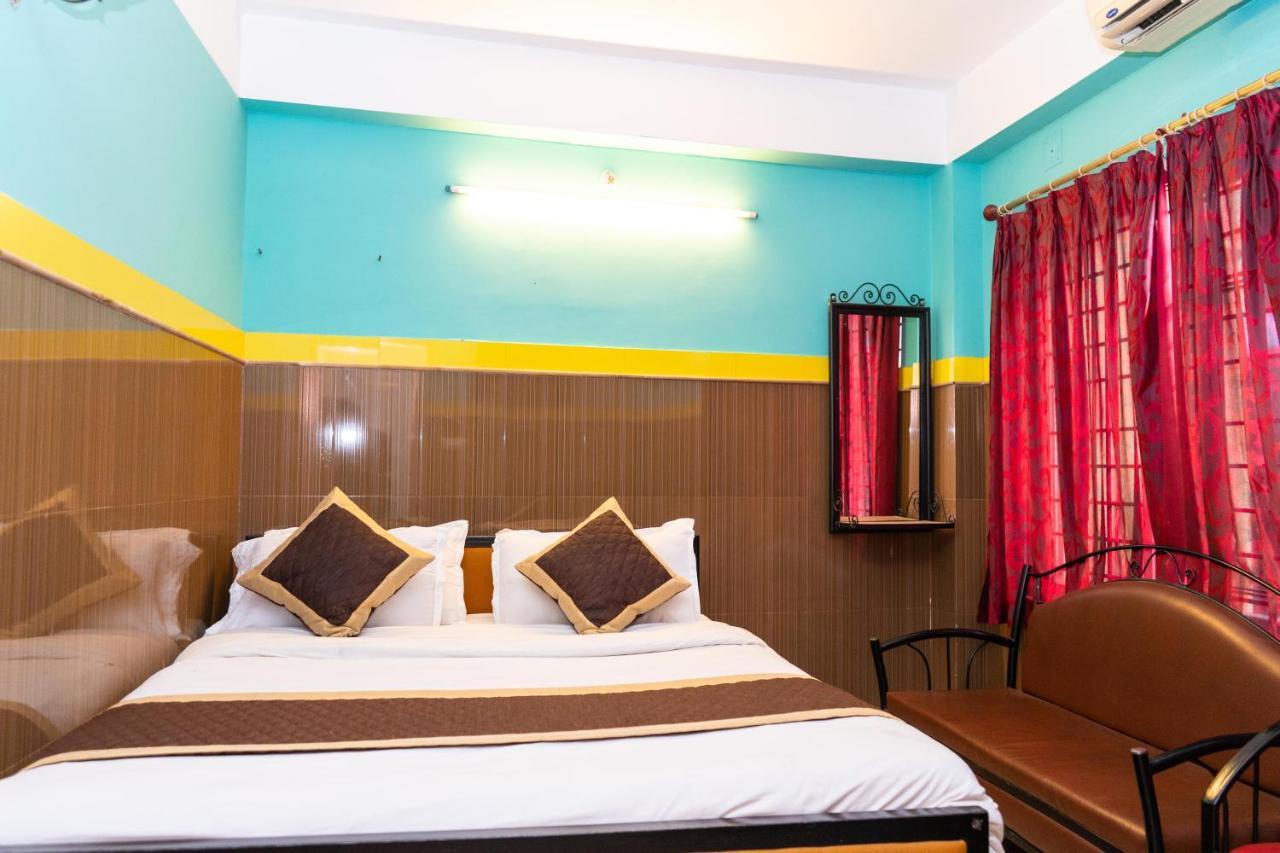 סיליגורי Tirupati Lodge Njp מראה חיצוני תמונה
