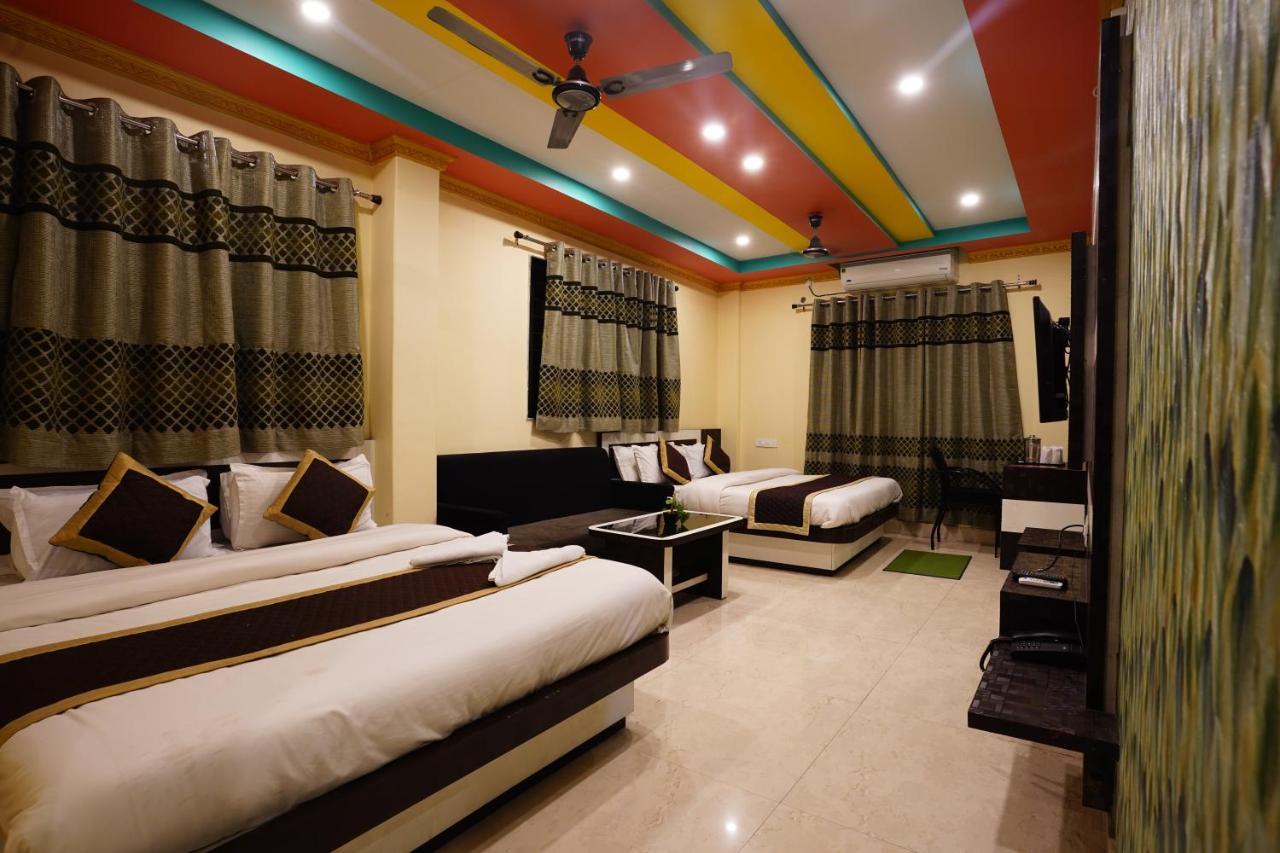סיליגורי Tirupati Lodge Njp מראה חיצוני תמונה