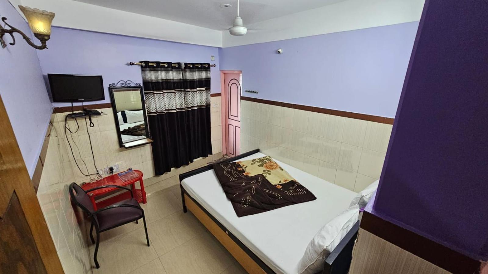 סיליגורי Tirupati Lodge Njp מראה חיצוני תמונה