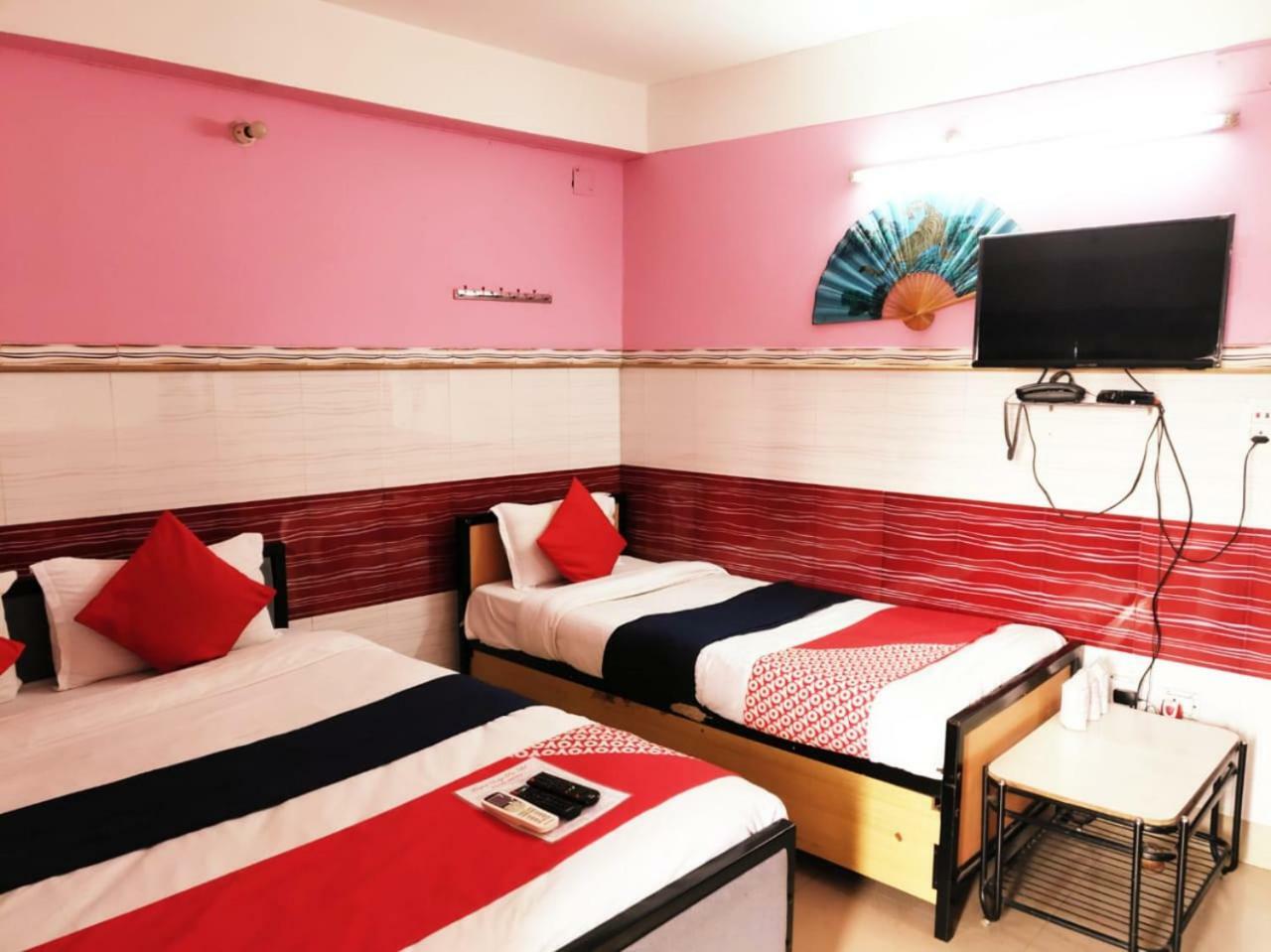 סיליגורי Tirupati Lodge Njp מראה חיצוני תמונה