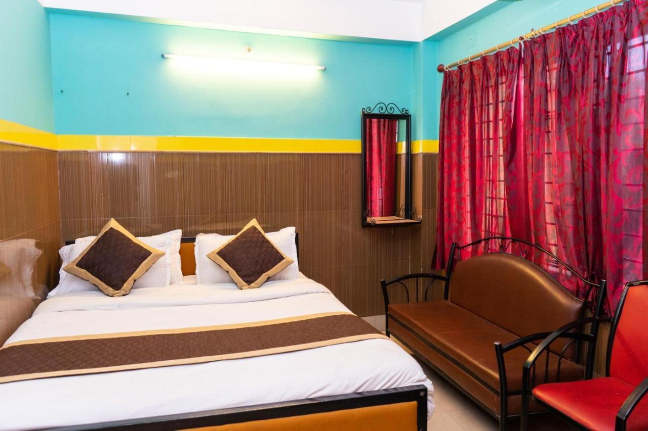 סיליגורי Tirupati Lodge Njp מראה חיצוני תמונה